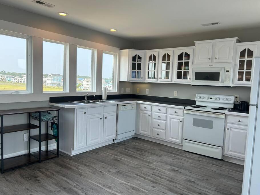 Holden Beach House Second Row With Surround Views! Exterior photo